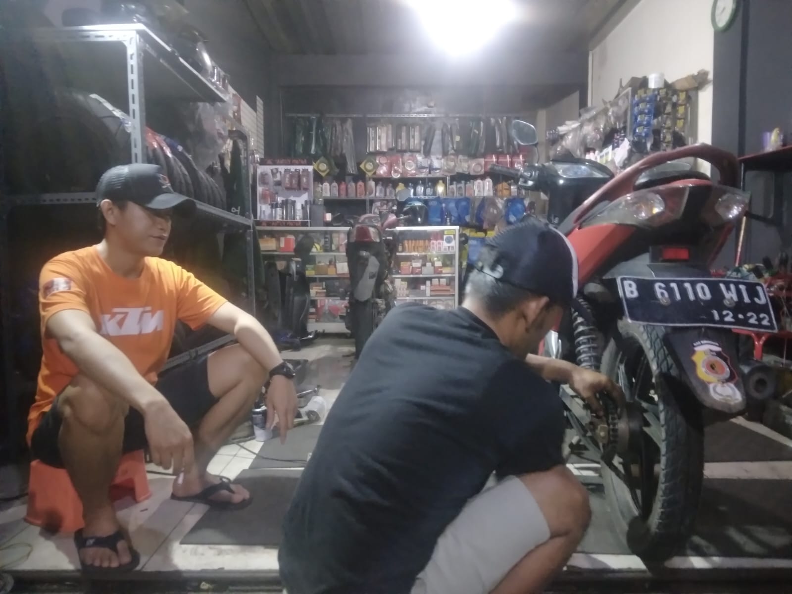 Bengkel Santuy Motor Beri Pelayanan Prima Untuk Pelanggan Setia