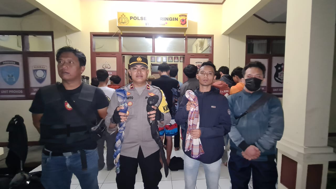 Hnedak Perang Sarung, Polsek Caringin Polres Sukabumi Berhasil Amankan Belasan Remaja