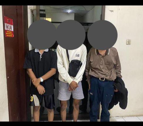 Polsek Cibinong Telah Mengamankan 3 (tiga) orang anak remaja yang diduga hendak melakukan tawuran
