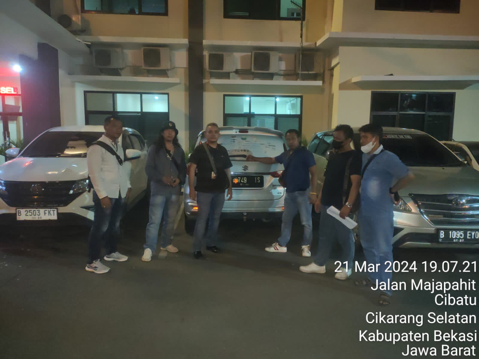 “Debt Collector” Bikin Ulah Lagi,Dengan Bermodal SK FIDUSIA Berhasil Bawa Pulang 10 juta Rupiah.