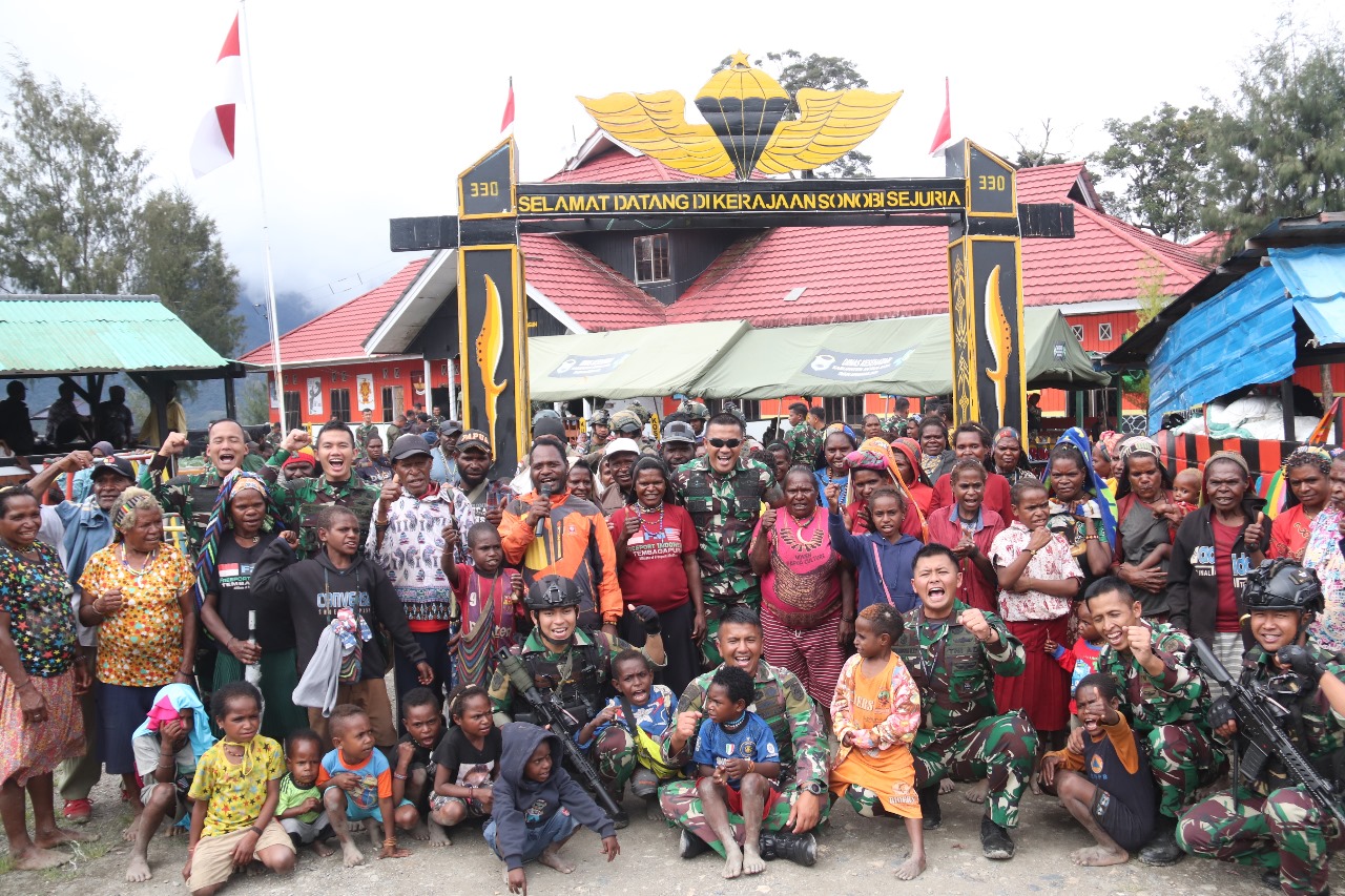 Pj Bupati, Apkam TNI-Polri dan Warga Intan Jaya, Lepas Purna Tugas Satgas Yonif 330 Tri Dharma