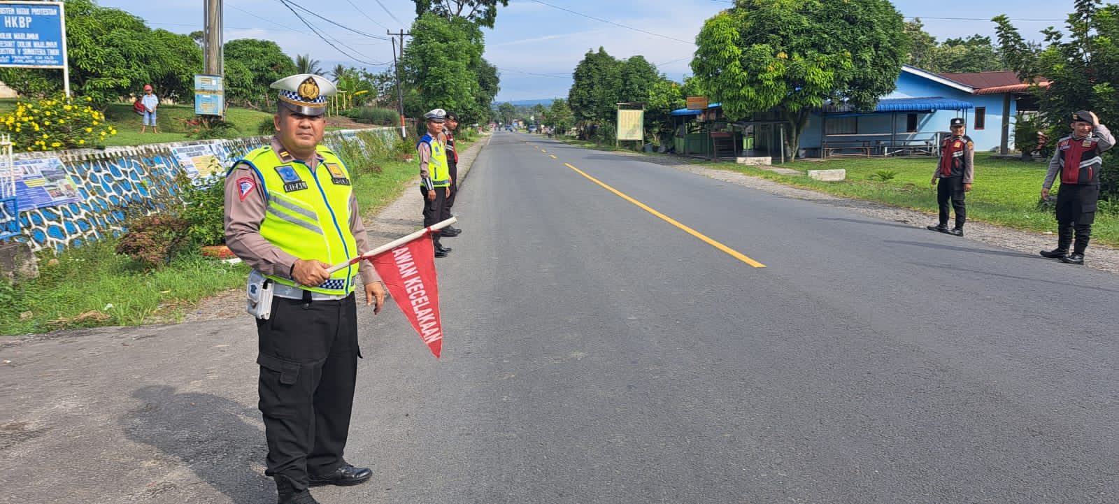 Sat Lantas Polres Simalungun Hadirkan Mobile Patrol untuk Pengamanan Arus Balik Libur Akhir Pekan