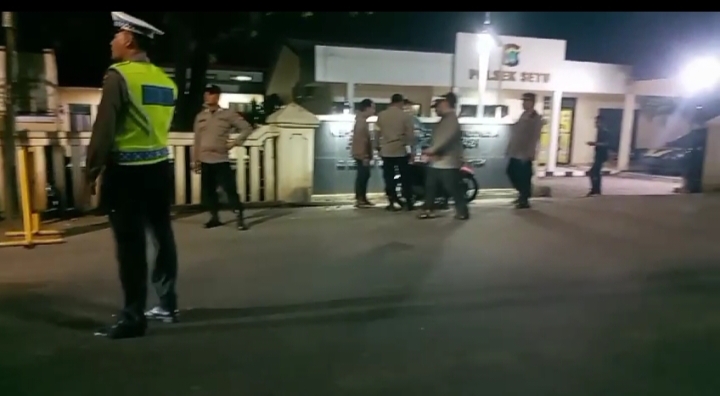 Tekan Angka Kejahatan Jalanan, Personil Polsek Setu Kembali Gelar OKJ