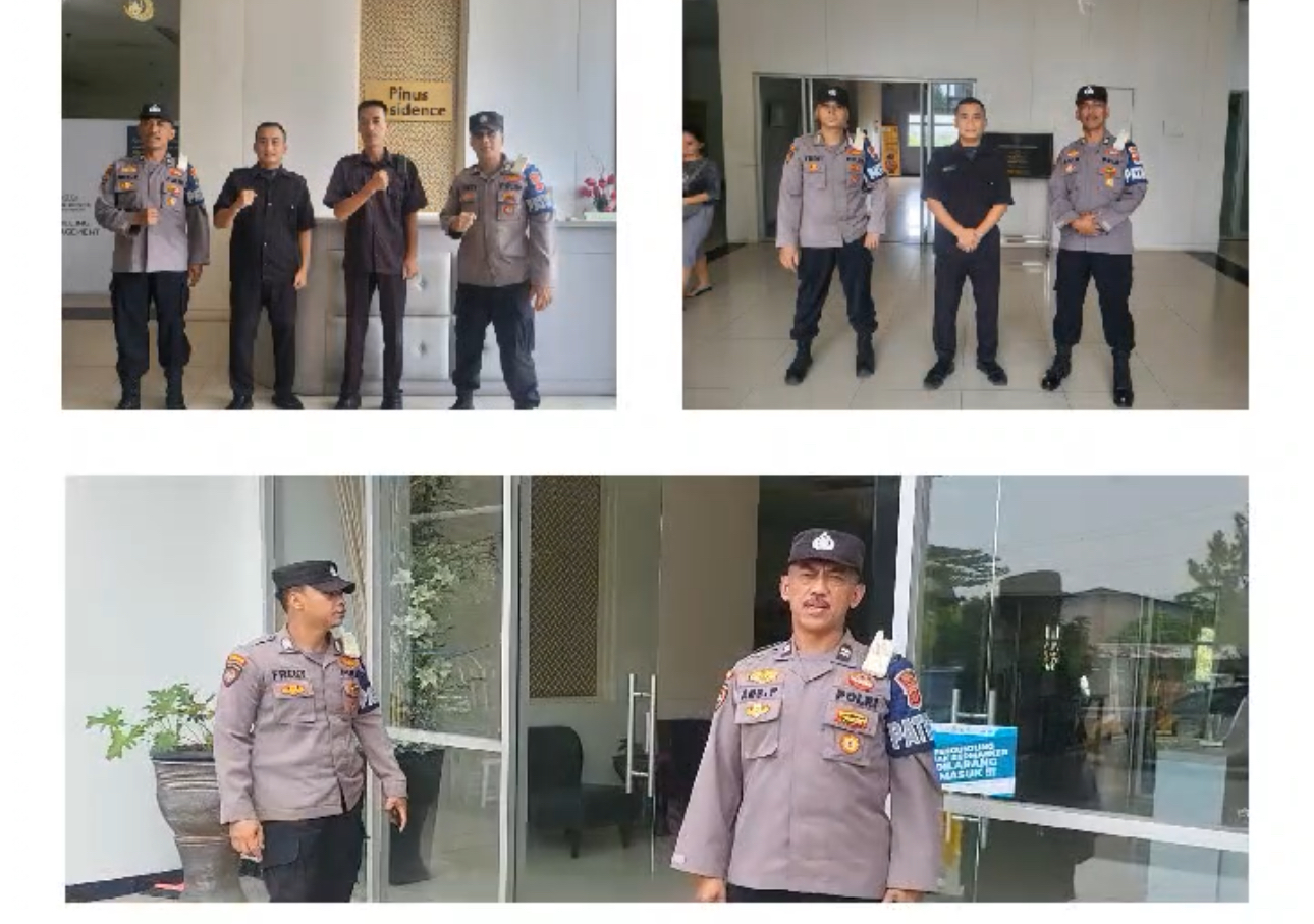 Polsek Gunung Putri Terus Genjarkan Patroli Rumah Rumah Kosong Yang ditinggal Pemiliknya Ciptakan Situasi Aman Nyaman Untuk Pemilik Rumah Yang Mudik Lebaran Idul Fitri 1445 H