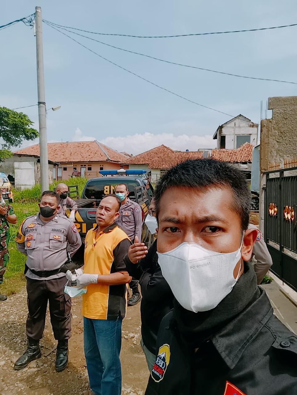 Polsek Ciampea Lakukan Cek TKP Terkait Penemuan Mayat di Perumahan Pesona Indah Dramaga Desa Cihideung Udik, Kecamatan Ciampea