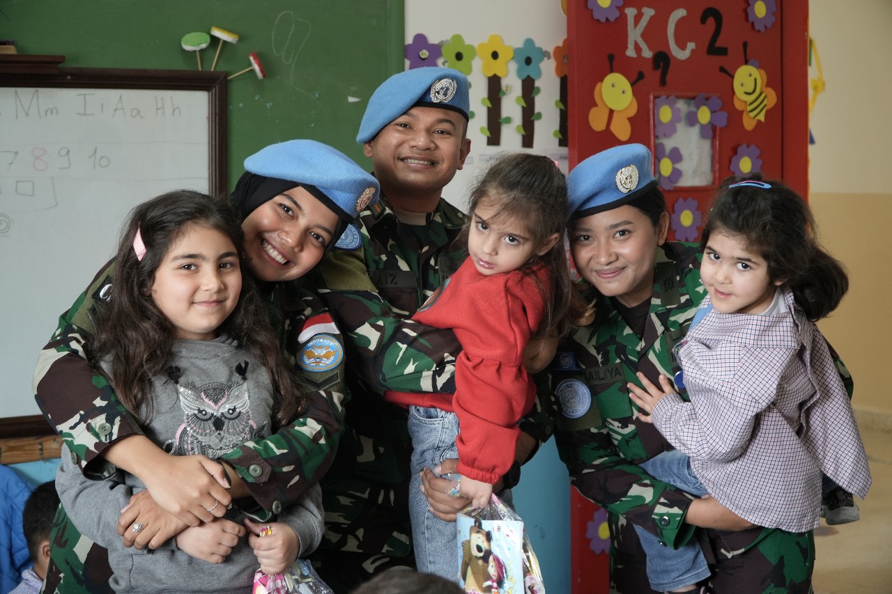 Berikan Senyum Keceriaan Anak-Anak Lebanon, Satgas Yonmek TNI Konga XXIII-R / UNIFIL Selenggarakan Education Program