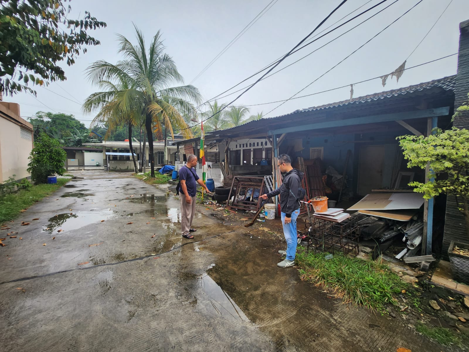 Polsek Cileungsi Tindak Lanjutti Cek TKP Terkait Video Viral Terkait Adanya Tindak Pidana Pencurian Mobil Pick UP
