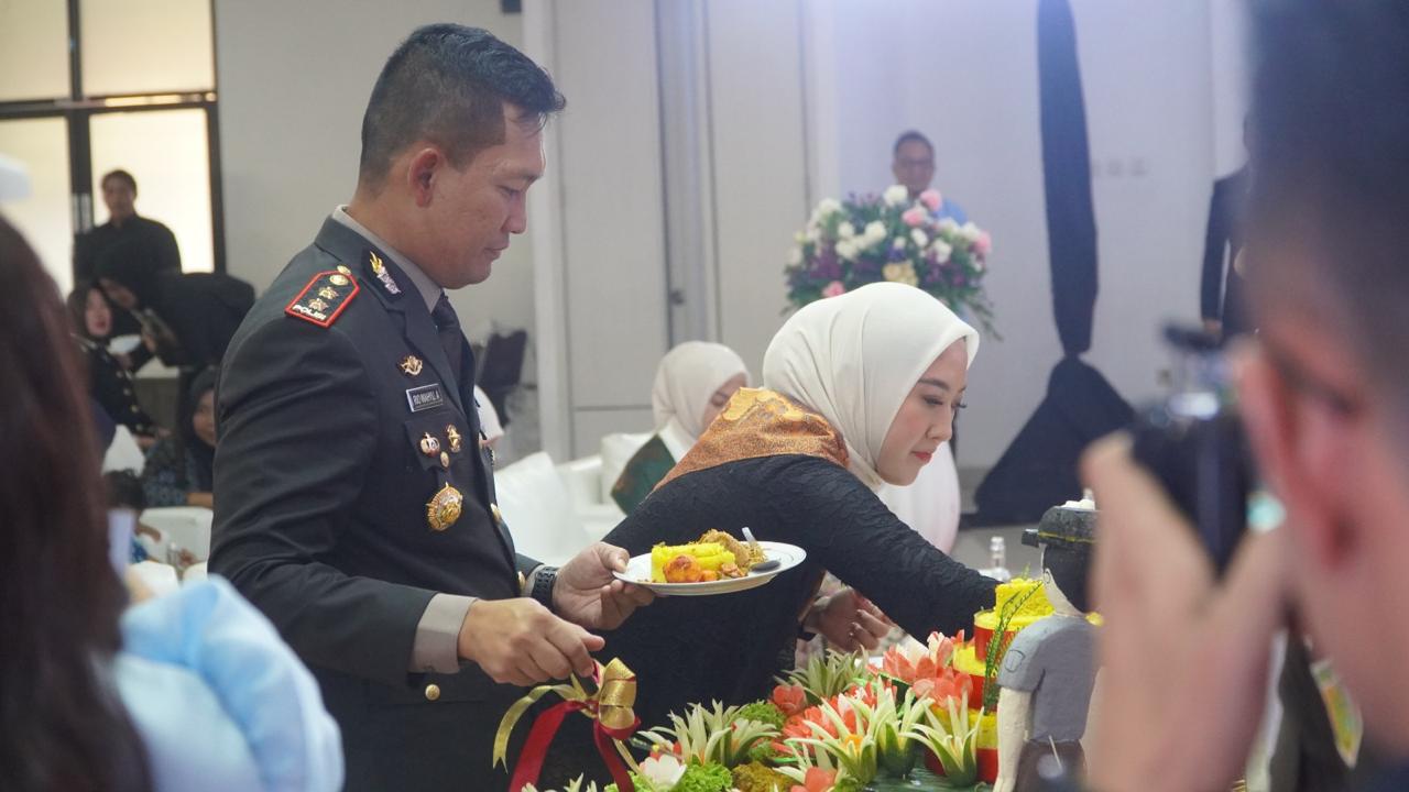 Polres Bogor Adakan Syukuran Dalam Rangka Memperingati HUT Bhayangkara ke-78 Sebagai Rasa Syukur