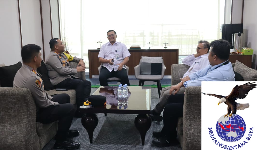 Dalam Aksi “Belanja Masalah” Kapolresta Bandara Soekarno -Hatta Menyerap Aspirasi Masyarakat dan Karyawan PT GMF Aeroasia Terkait Pelayanan Kepolisian di Bandara SOETTA