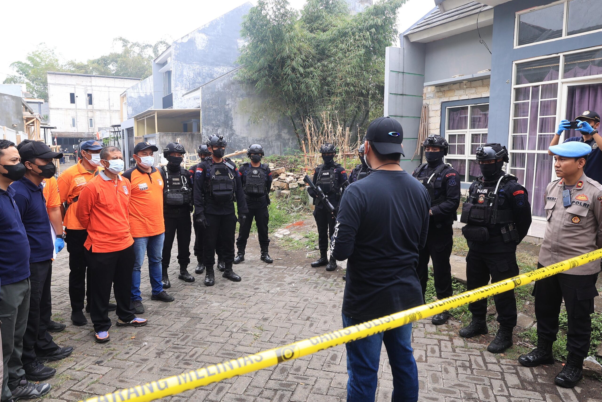 Polri Tangkap “Calon Pengantin” Bom Bunuh Diri di Batu Malang