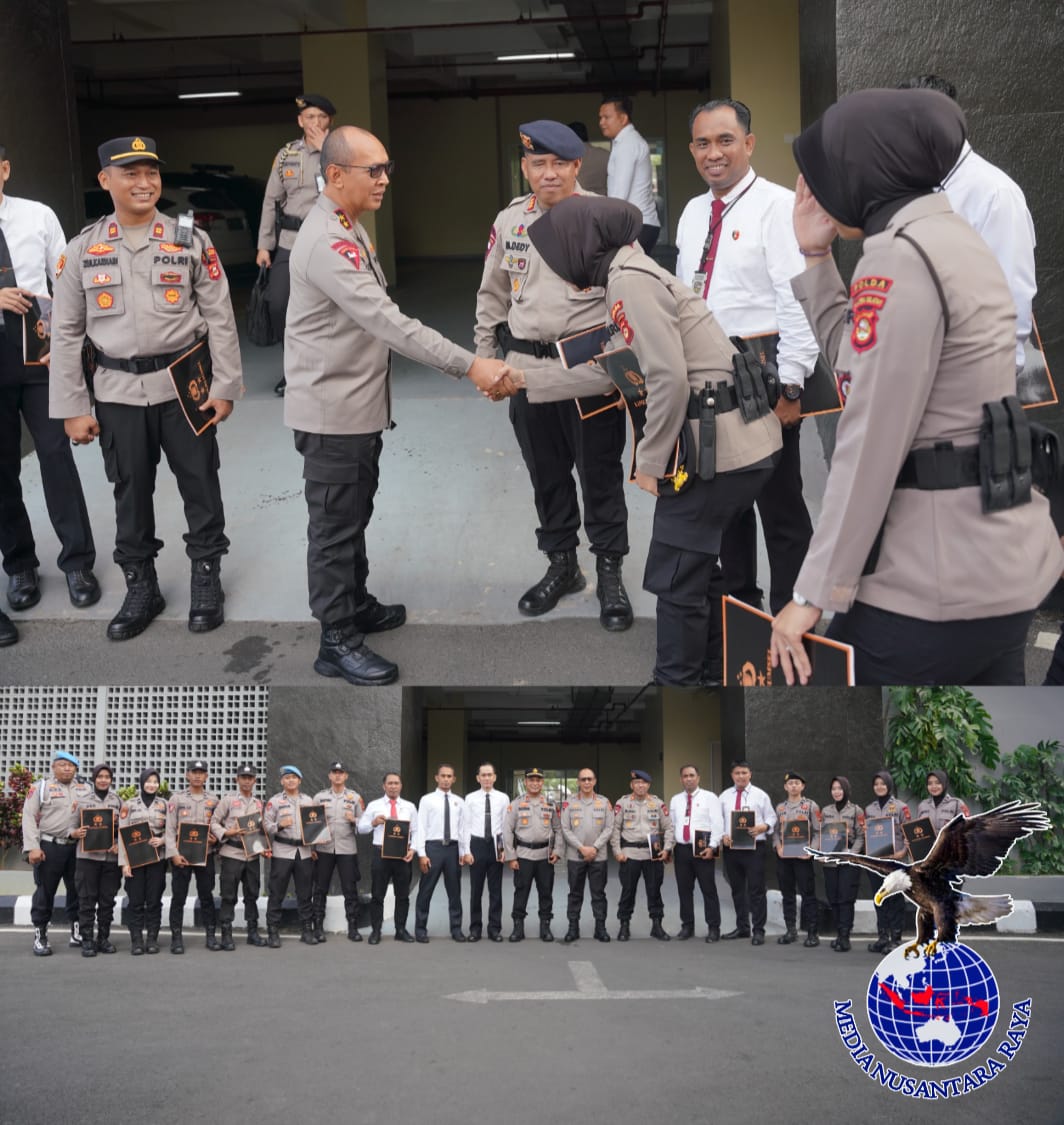 Kapolda Sumsel Berikan Penghargaan Sebanyak 81 Personel di Lapangan Apel Mapolda Sumsel