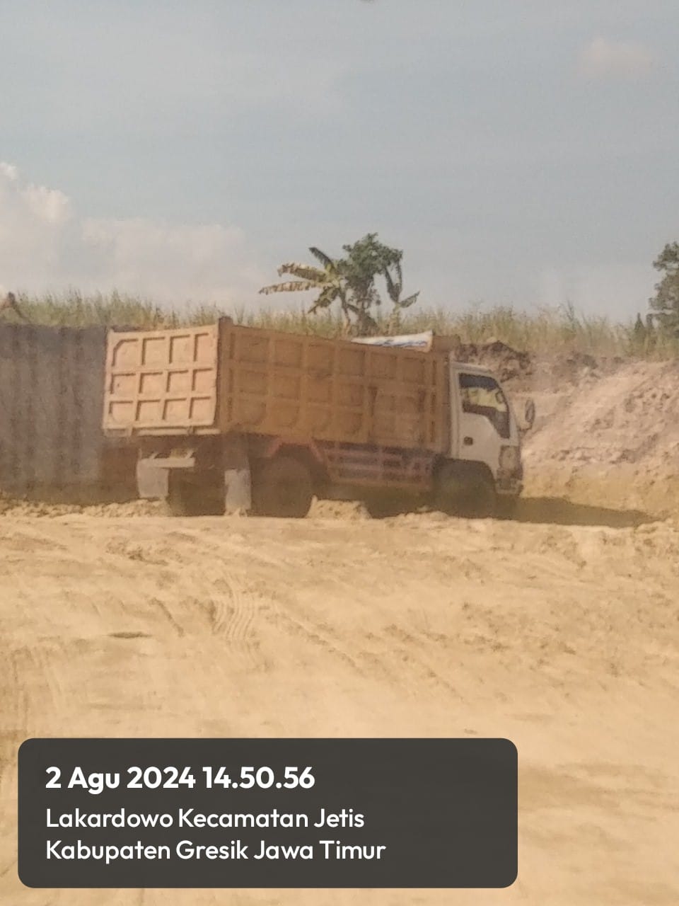 Miris !!! Kinerja APH dan Dinas DLH Sakit Mata Terkait Kurang tegas akan Kasus Tambang galian Desa Lakardowo Kecamatan Jetis Mojokerto diduga ada ijin tapi tidak sesuai dengan ijin nya yang berlaku.
