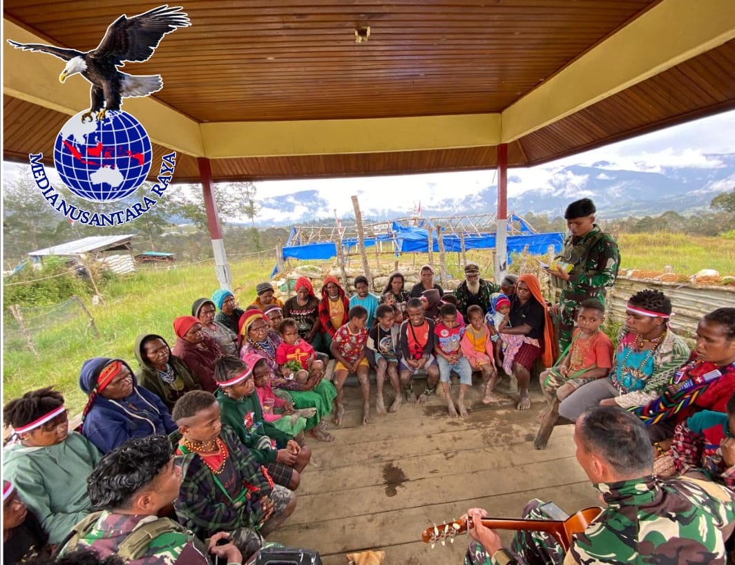 Prajurit Habema Bersama Masyarakat Eronggobak Gelar Ibadah Syukur Bersama di Pos Eromaga