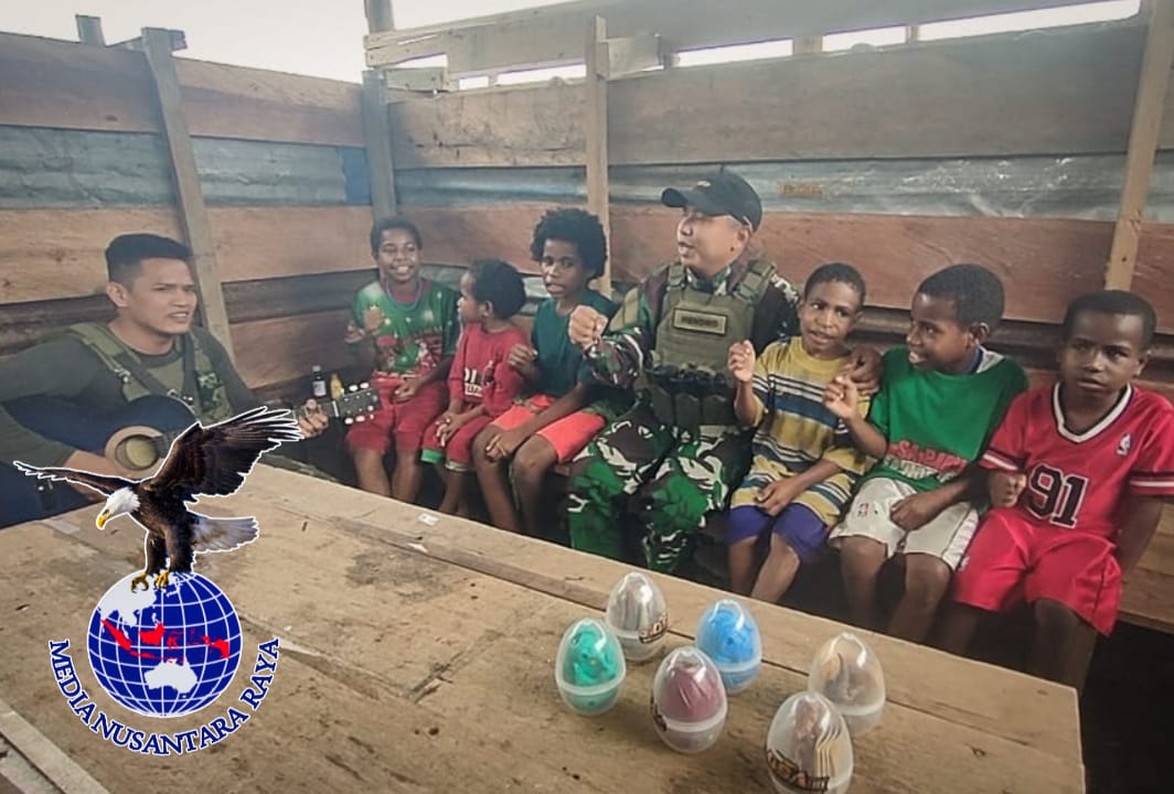 Prajurit Habema Ajari Anak-Anak Bombam Menyanyikan Lagu-Lagu Nasional
