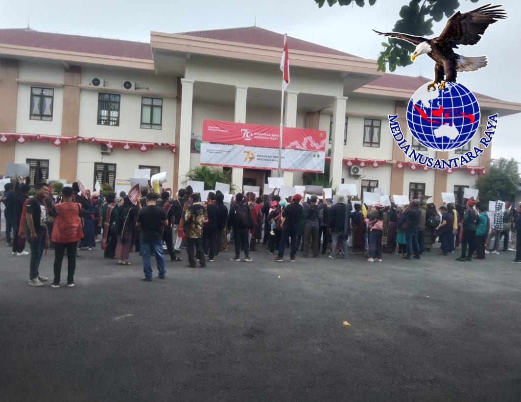 Polres Simalungun Gelar Pengamanan Ketat Aksi Unjuk Rasa Aliansi Gerakan Masyarakat Tutup TPL di Pengadilan Negeri Simalungun
