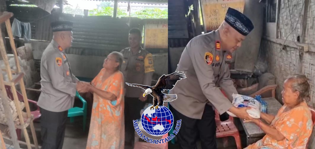 Kapolsek Perdagangan AKP Ibrahim Sopi, SH, Salurkan Bantuan Sembako dalam Kegiatan Jumat Barokah di Nagori Bandar
