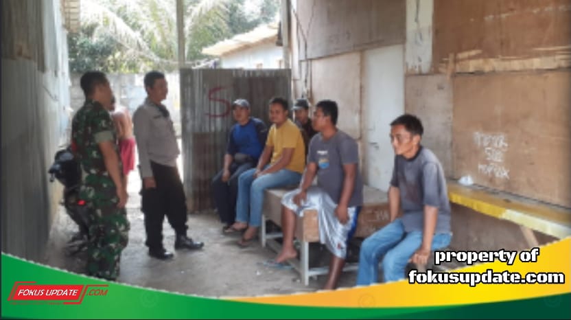 SINERGITAS TNI POLRI WILAYAH HUKUM POLSEK PARUNG SAMBANG WARGA BINAAN JALIN KEDEKATAN DAN AKAK JAGA KONDUSIFITAS WILAYAH AGAR AMAN KONDUSIF