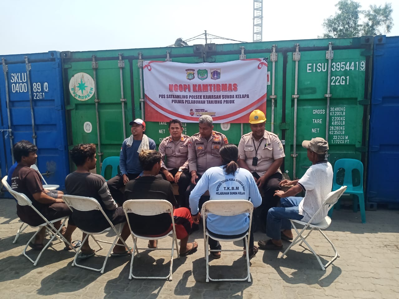 Polsek Kawasan Sunda Kelapa Jaga Harkamtibmas Bersama Masyarakat