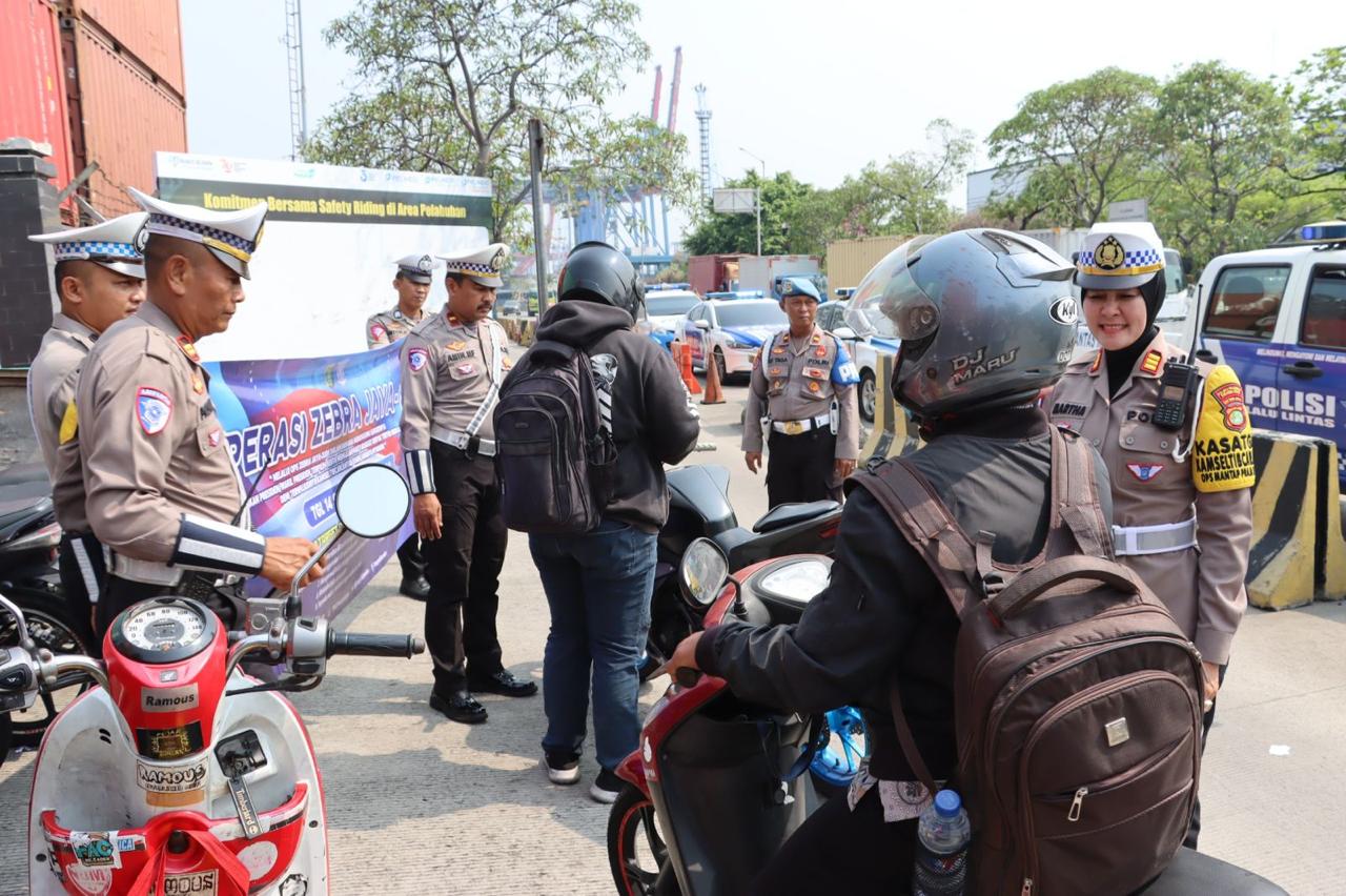 Operasi Zebra Polres Pelabuhan Tanjung Priok Tindak 92 Pelanggar Lalulintas
