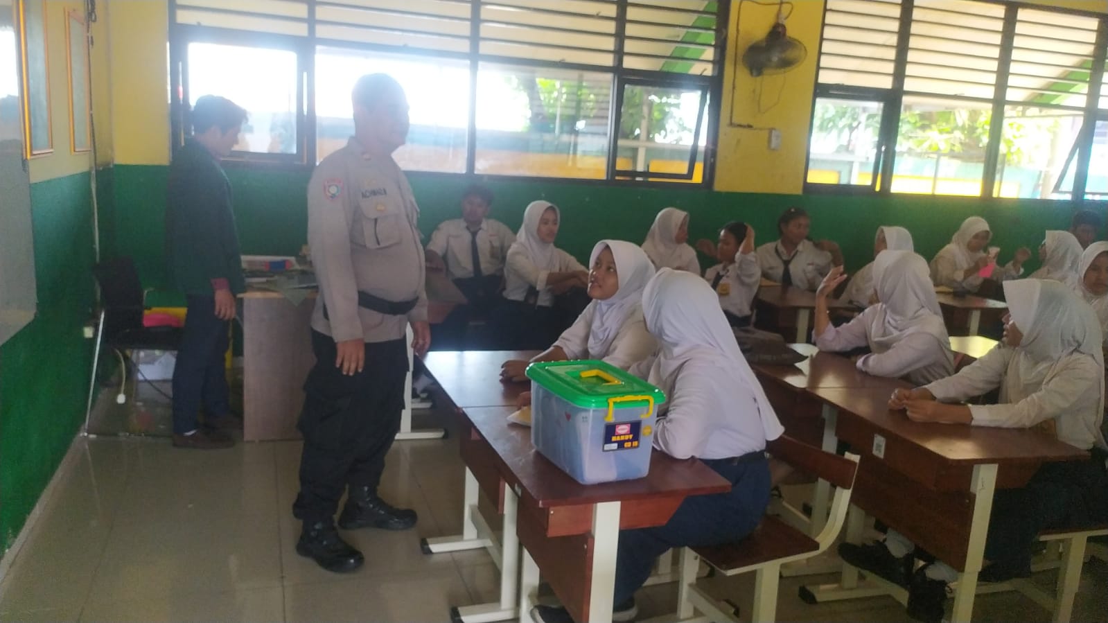 Polres Pelabuhan Tanjung Priok Sosialisasi Cegah Tawuran di SMPN 261