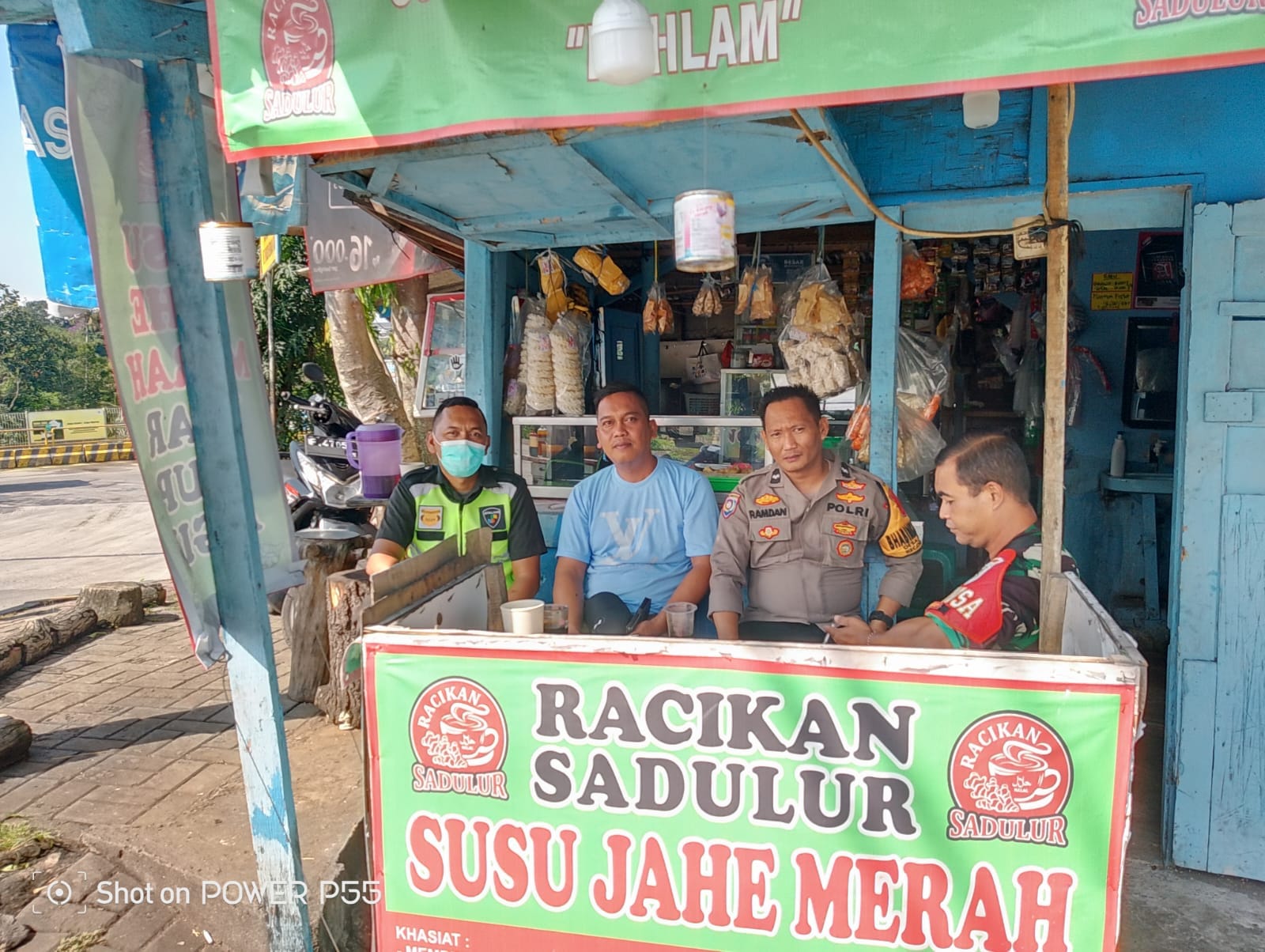 Sinergitas TNI Polri Wilayah Hukum Polsek Cijeruk Giat Cooling Sistem Dialogis Beri Himbauan Dan Ajak Jaga Kamtibmas Juga Dalam Rangka Pilkada Serentak 2024