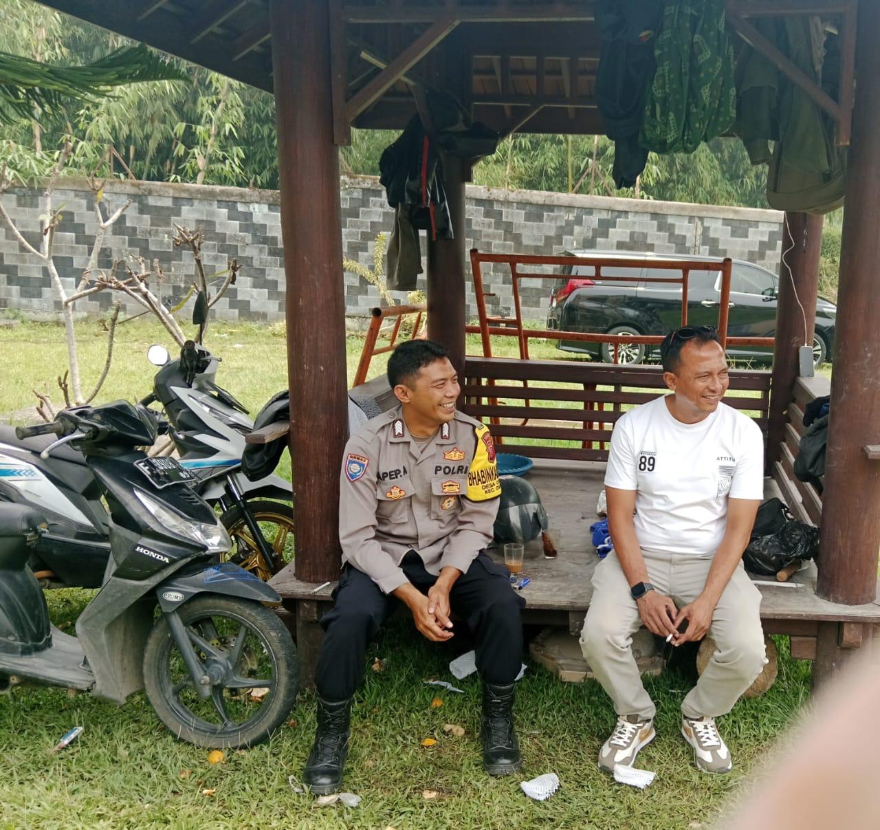 BHABINKAMTIBMAS WILAYAH HUKUM POLSEK CSR (CISARUA) DESA CITEKO GIAT COOLING SISTEM SAMBANG DIALOGIS DAN AJAK KAMTIBMAS