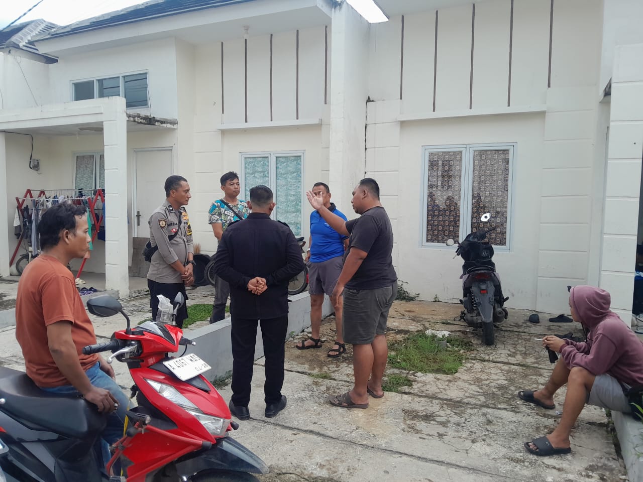 POSLEK TENJO CEPAT TINDAK LANJUTI LAPORAN MASYARAKATMELALUI CALL CENTER 110 POLRES BOGOR