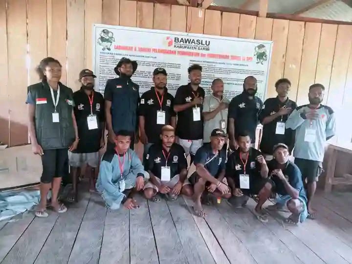 Penghitungan Suara Pilkada Sarmi Tingkat Kabupaten Paslon 02 dan 03 Tolak