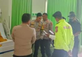 Kunjungan Waka Polres Bogor Kepada Santri Korban Adanya Percobaan Pencurian Di Pondok Pesantren Hidayatul Zamzami Kurahan Karadenan Kecamatan Cibinong Kabupaten Bogor