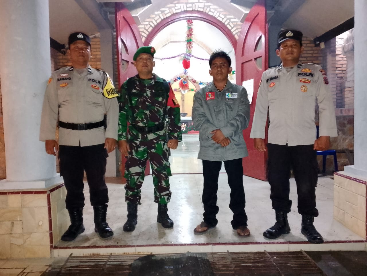 Waka Polres Dairi Keliling Lokasi Gereja di Sidikalang, Pastikan Ibadah Malam Natal Berjalan Aman dan Kondusif