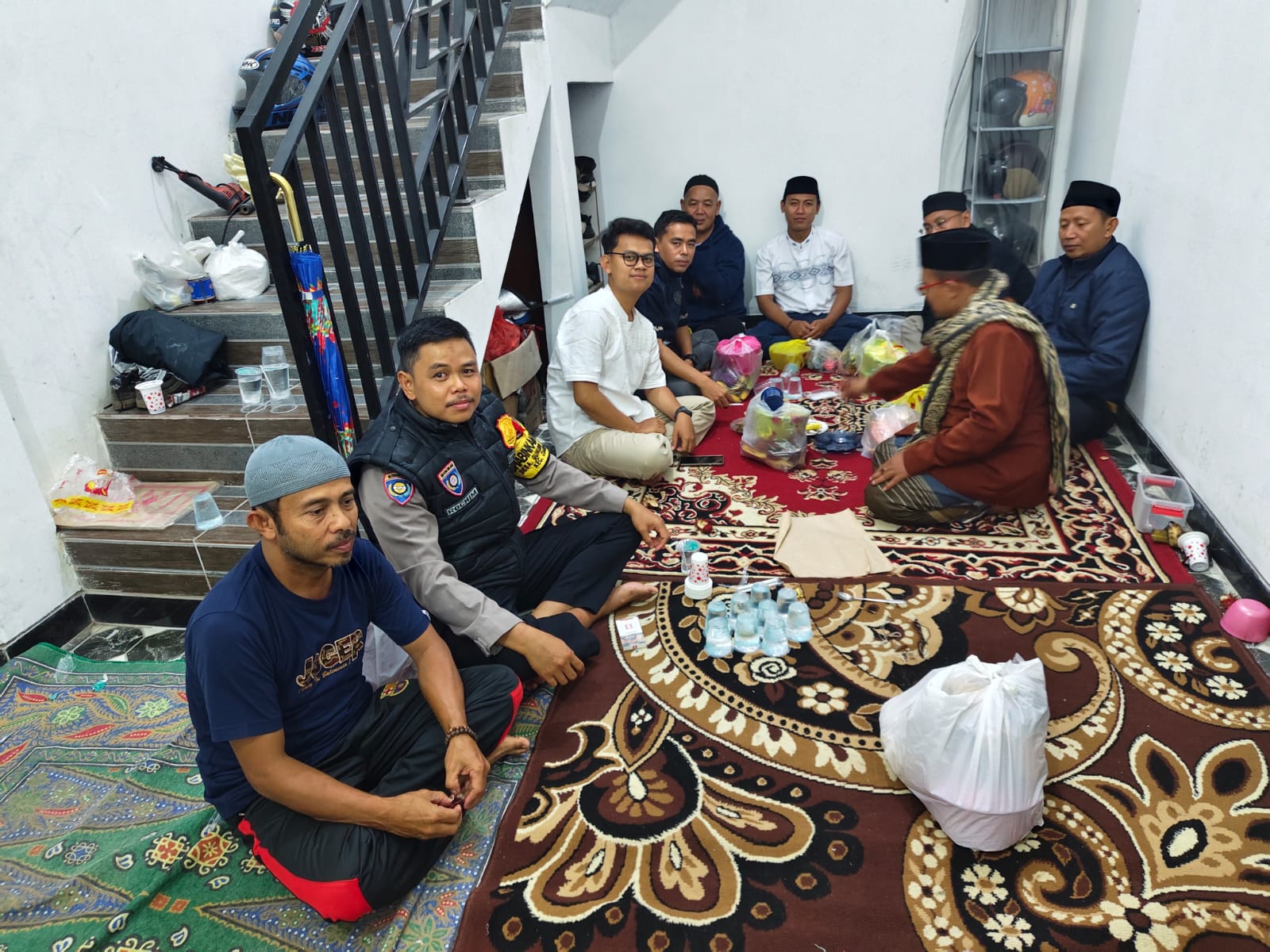 BHABINKAMTIBMAS WILAYAH HUKUM POLSEK CIAMPEA GIAT COOLING SISTEM SAMBANG TOKOH MASYARAKAT BERI PESAN DAN AJAK JAGA KAMTIBMAS