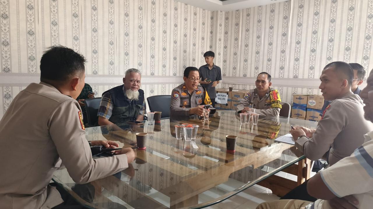POLRES BOGOR GELAR JUMAT CURHAT, BAHAS KENAKALAN REMAJA DAN PENYALAHGUNAAN NARKOBA