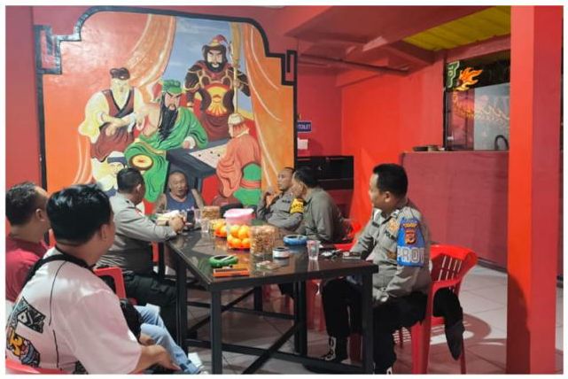 Polsek Cileungsi Polres Bogor Giat Cooling Sistem Lakukan Monitoring Sekaligus Pengamanan Kegiatan Perayaan Ibadah Imlek Tahun 2025 (Sembahyang Biasa) di Wilayah Hukum Polsek Cileungsi