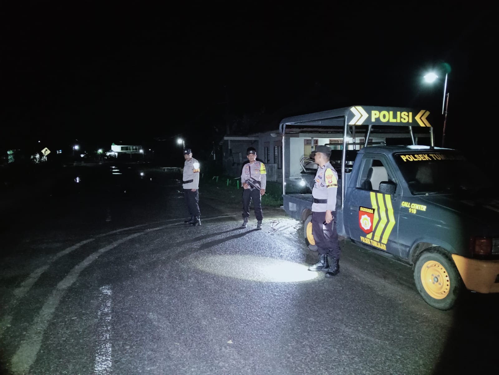 Polsek Tumijajar Tingkatkan Patroli Di Titik Strategis Guna Cegah Kejahatan Malam