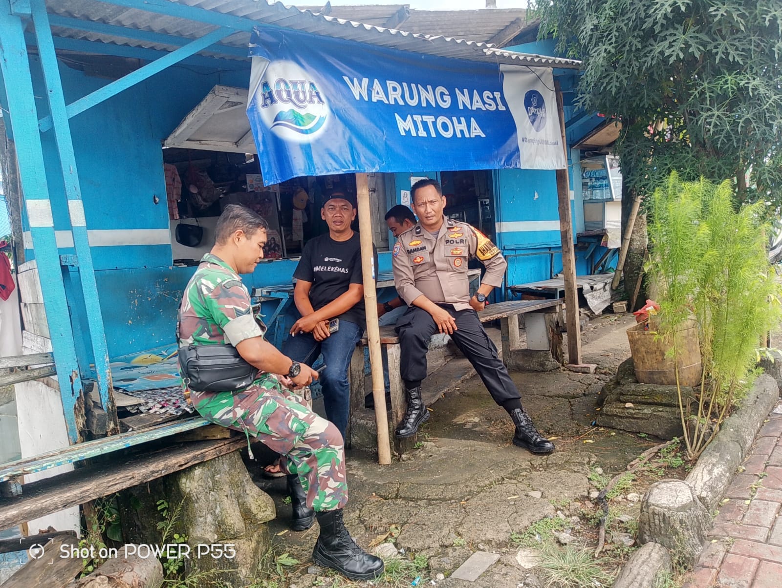 Sinergitas TNI Polri Wilayah Hukum Polsek Cijeruk Giat Cooling Sistem Sambang Warga Binaan Dialog Kamtibmas Dan Ajak Jaga Kondusifitas Cegah Gangguan Kriminalitas
