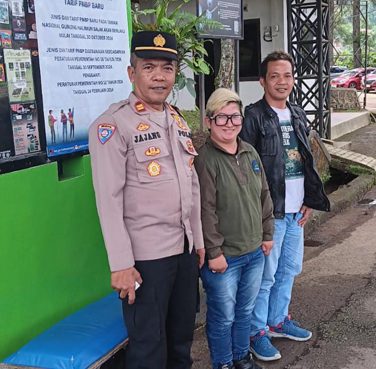 Polsek Tamansari Tindak Lanjutti Terkait Berita Viral Terkait Mahalnya Tiket Masuk Wisata Curug Nangka Desa Sukajadi Kecamatan Tamansari