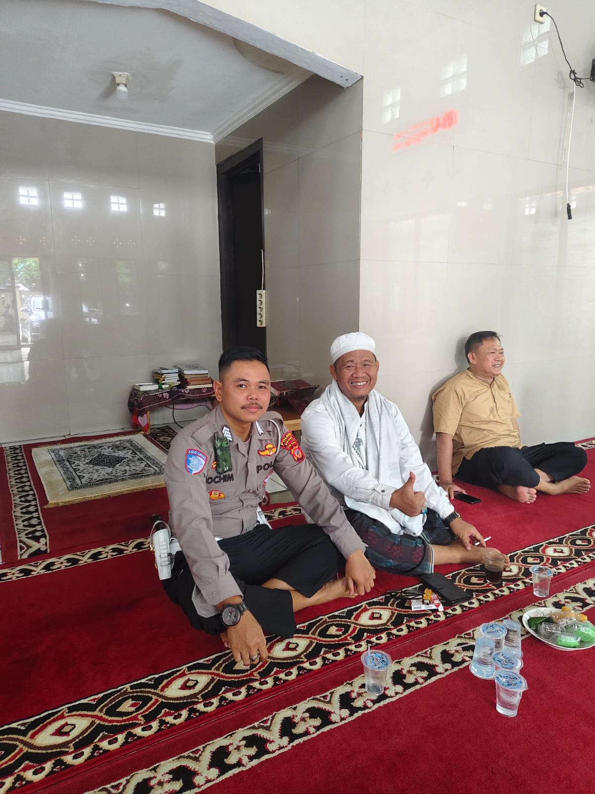 Bhabinkamtibmas Wilayah Hukum Polsek Ciampea Giat Cooling Sistem Sambang Tokoh Agama Dialog Kamtibmas Dan Ajak Jaga Kondusifitas Cegah Gangguan Kriminalitas