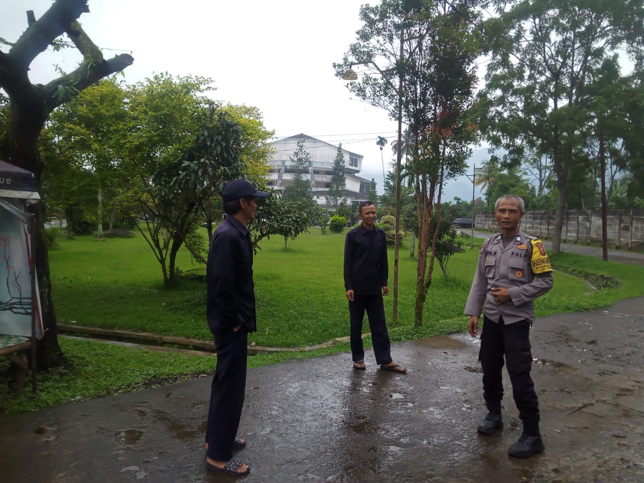 Bhabinkamtibmas Wilayah Hukum Polsek CSR Polres Bogor Giat Cooling Sistem Sambang Warga Binaan Beri Himbauan Kamtibmas Dan Ajak Jaga Kondusifitas Wilayah