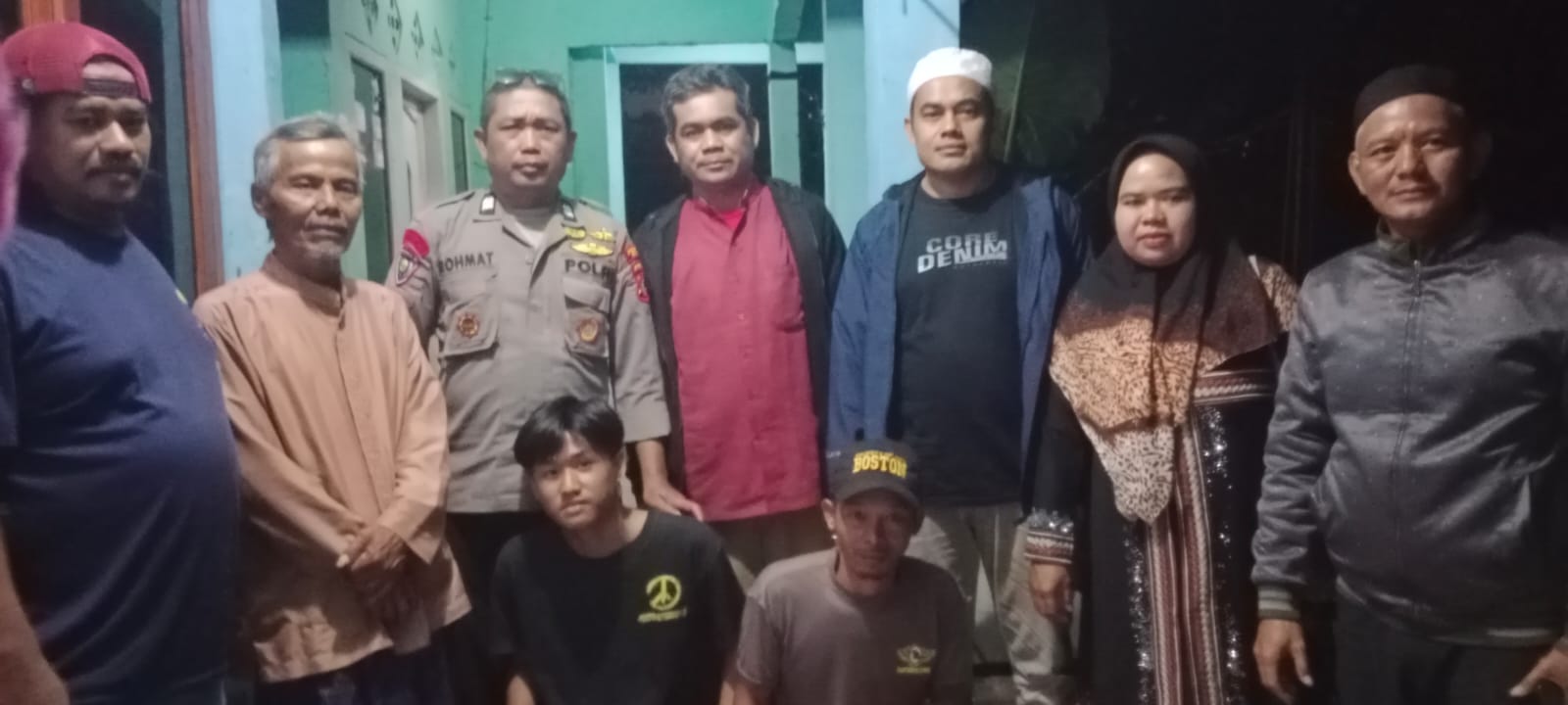Bhabinkamtibmas Wilayah Hukum Polsek Cijeruk Giat Cooling Sistem Sambangi Satkamling Sampaikan Pesan Kamtibmas