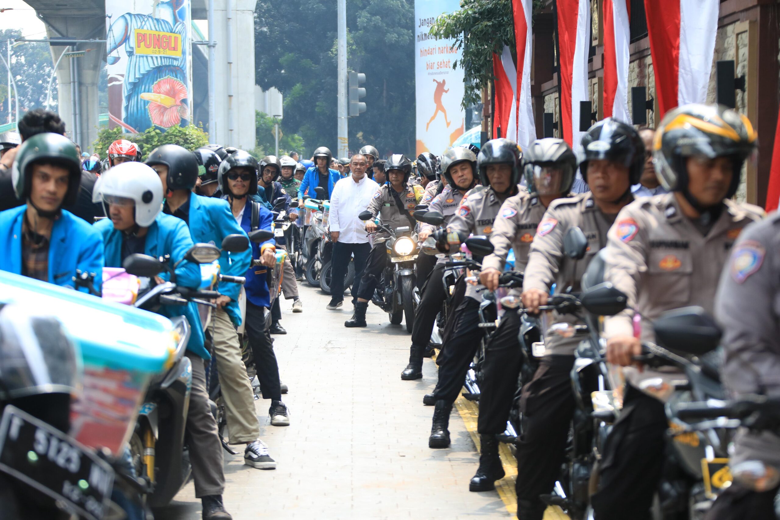 BEM PTNU dan Polri Gelar Bansos di Beberapa Wilayah