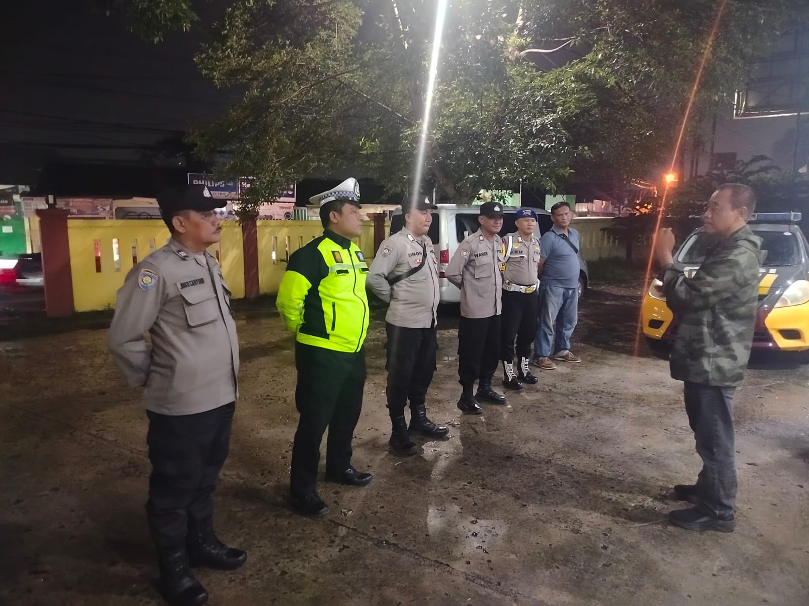 Polsek Sukaraja Polres Bogor Tingkatkan Patroli KRYD Antisipasi Kejahatan Jalanan Selepas Sholat Tarawih Sampai Menjelang Sahur