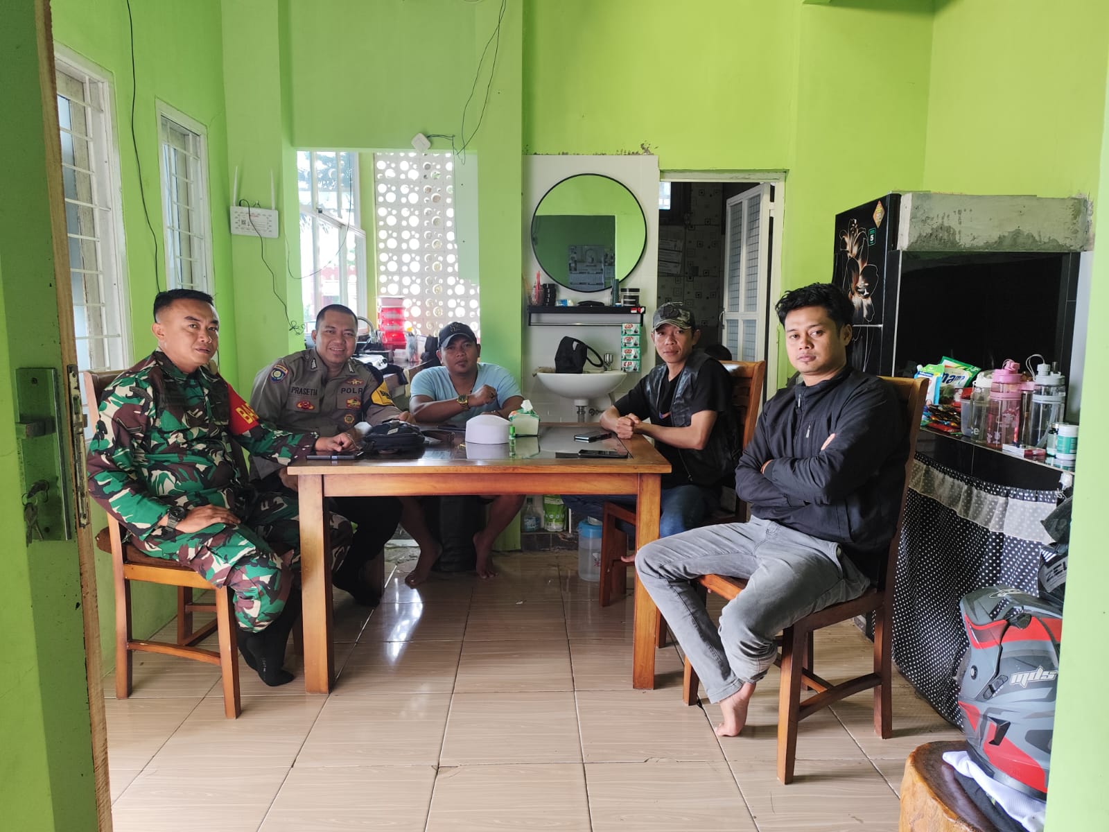 Sinergitas Wilayah Hukum Polsek CWI Polres Bogor Giat Cooling Sistem Sambang Tokoh Pemuda Ajak Jaga Kondusifitas Cegah Gangguan Kamtibmas Dibulan Suci Ramadhan 1446 H