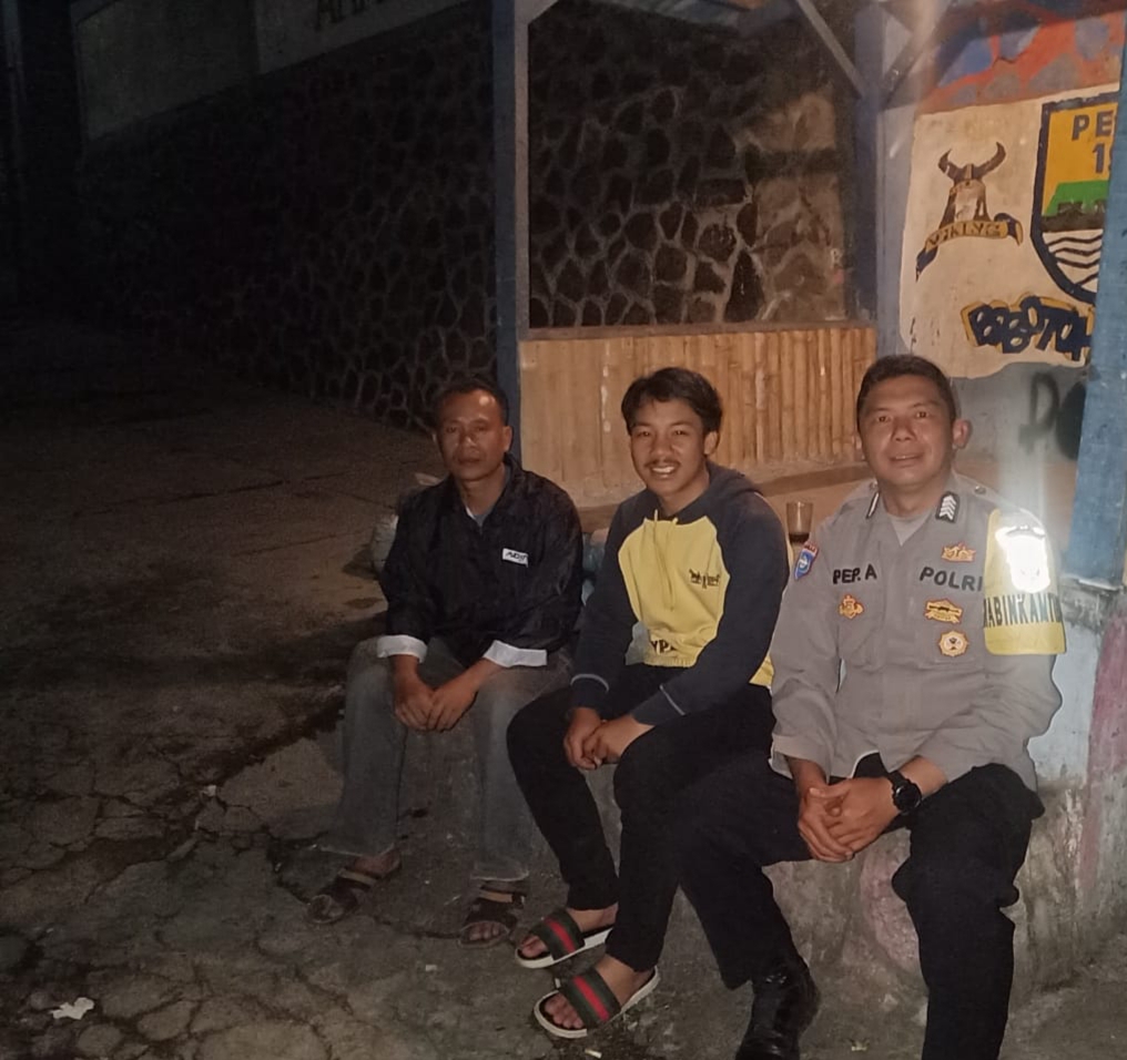 Bhabinkamtibmas Wilayah Hukum Polsek CSR Polres Bogor Giat Cooling Sistem Monitoring Kontrol Siskamling Warga Binaan Ajak Jaga Kondusifitas Cegah Gangguan Kamtibmas