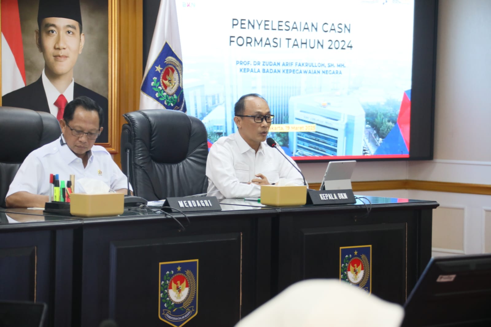 Dukung Percepatan Pengangkatan CASN di Daerah, Mendagri Dorong Pemda Lakukan Analisis dan Simulasi Sesuai Kesiapan