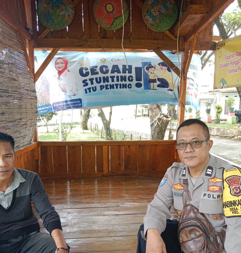 Bhabinkamtibmas Wilayah Hukum Polsek Tenjo Desa Cilaku  Giat Cooling Sistem Patroli Sambang Beri Pesan Ajak Jaga Kondusifitas Cegah Gangguan Kamtibmas Dibulan Suci Ramadhan Aman