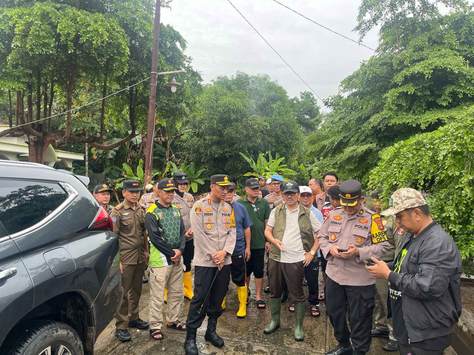 Respon Cepat, Kapolres Lampung Utara Bersama Bupati Kunjungi Lokasi Banjir di Kecamatan Kotabumi