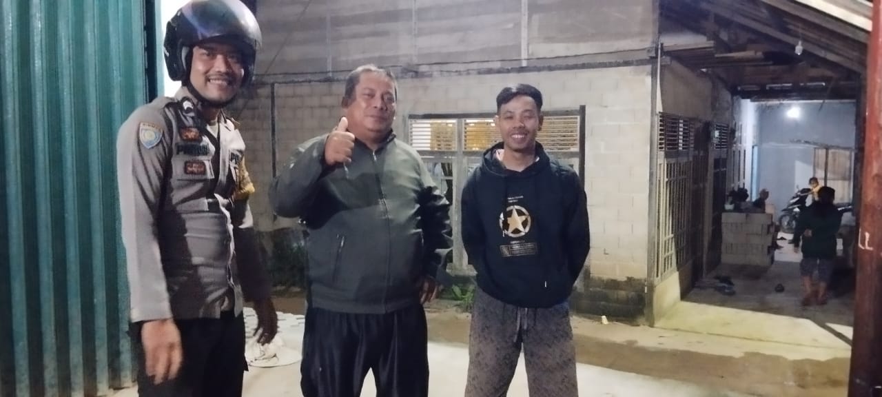 Cegah Gangguan Kamtibmas Polsek Mempawah Hulu Gelar Patroli Malam