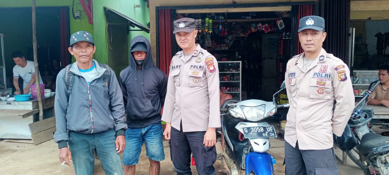Patroli Siang Dilaksanakan Oleh Personil Polsek Menyuke