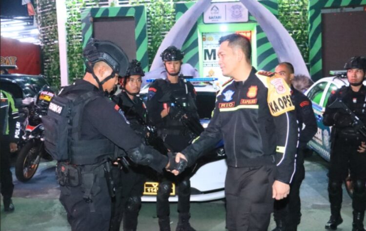 Komitmen Kapolres Bogor Dalam Meningkatkan Keamanan Serta Kenyamanan Bagi Warga Masyarakat Wilayah Kabupaten Bogor Dibantu Pasukan Brimob