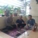 Bhabinkamtibmas Wilayah Hukum Polsek Tamansari Polres Bogor Giat Silahturahmi Beri Pesan Ajak Jaga Kondusifitas Cegah Gangguan Kamtibmas